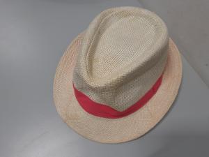 Straw hat with pink stripe// cappello di paglia con fascia rosa