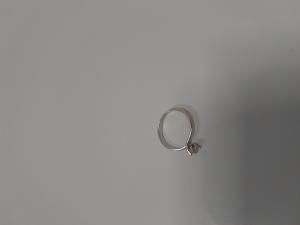 CS370/2024 SILVER RING WITH SIMILAR DIAMOND