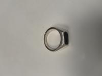 CS834/2024 SILVER RING WITH BLACK STONE