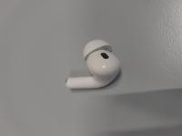 CS998/2024 WHITE SINGLE AIR POD