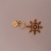CS1208/2025 GOLDEN SNOWFLAKE CHARM