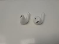 UNBRANDED WHITE EARPHONES